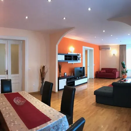 Apartman Buna Apartment *